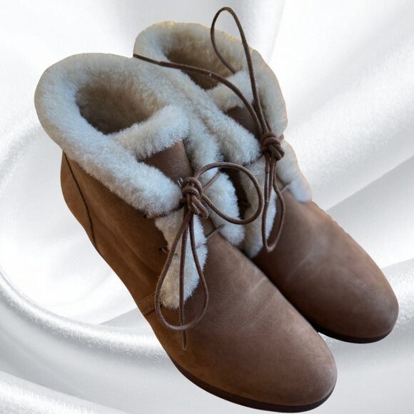 UGG Jeovana Waterproof Wedge Ankle Boots Women Size 9.5 Tan Chestnut Suede - Picture 11 of 14